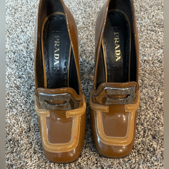 Prada shoes - Picture 1 of 8